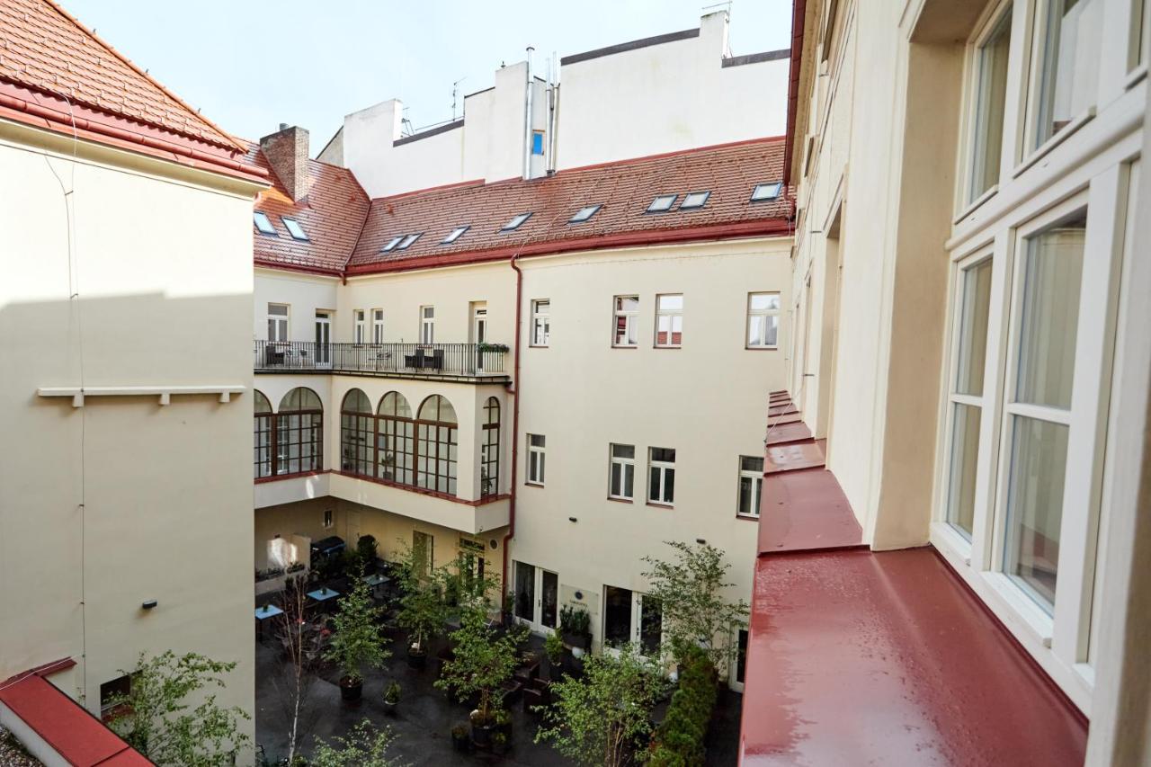Hotel Garden Court Prag Dış mekan fotoğraf